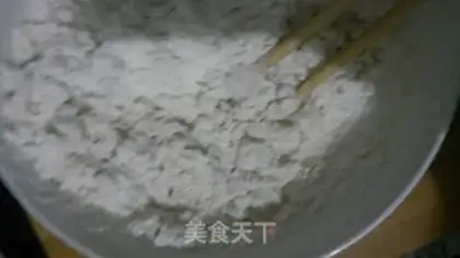 Make Hand grab cake step 1
