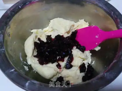 Make Milk cranberry cookies step 7