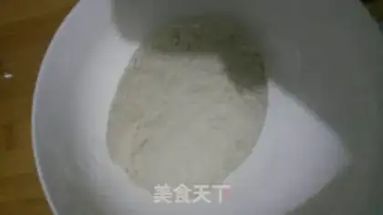 Make Hand grab cake step 3