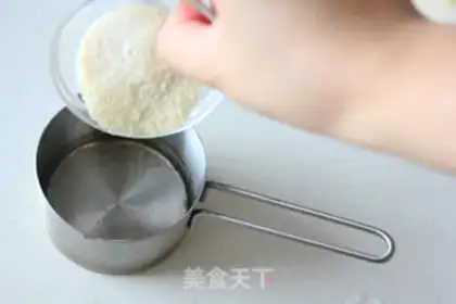 Make Yogurt and fruit mousse step 5