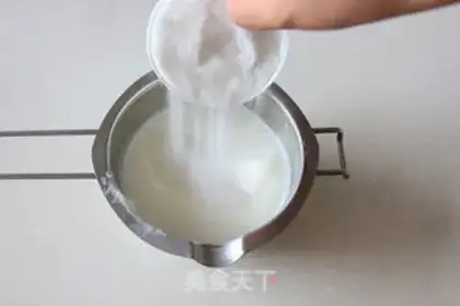 Make Yogurt and fruit mousse step 6