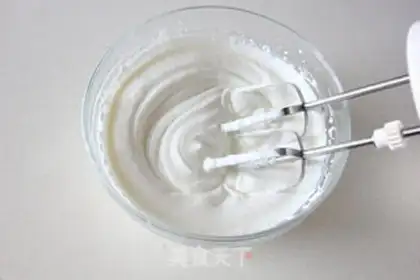 Make Yogurt and fruit mousse step 7