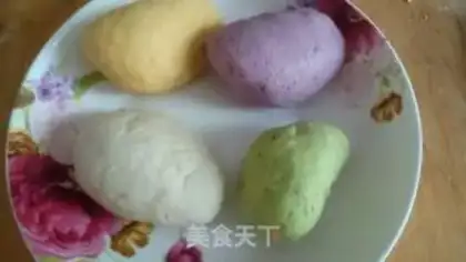 Make Colored springcakes step 2