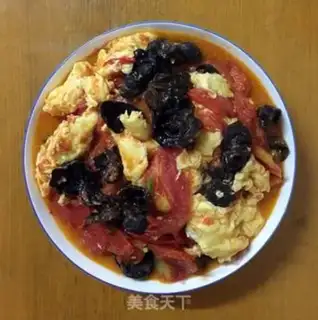 Make Tomato-mute fried eggs step 0