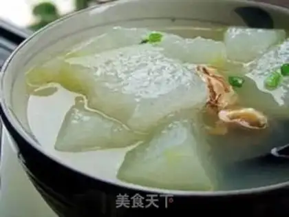 Make Homemade melon meatball soup step 1