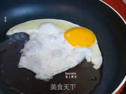 Make Ham eggsburger step 2