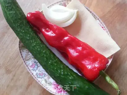 Make cucumber chili step 0
