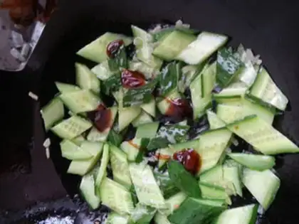 Make cucumber chili step 4