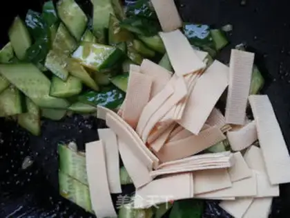 Make cucumber chili step 5