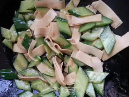Make cucumber chili step 6