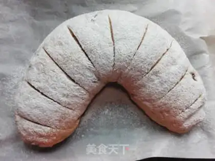 Make Red sugar, black cheese bread step 13
