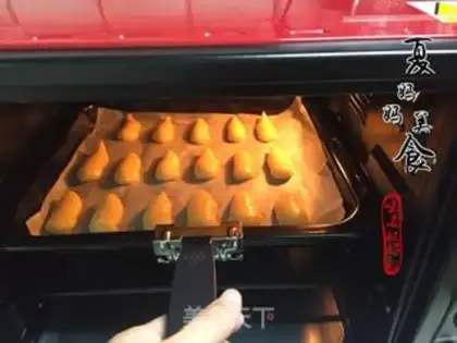 Make Swan puff step 12