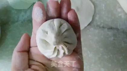 Make Fresh meat buns step 4