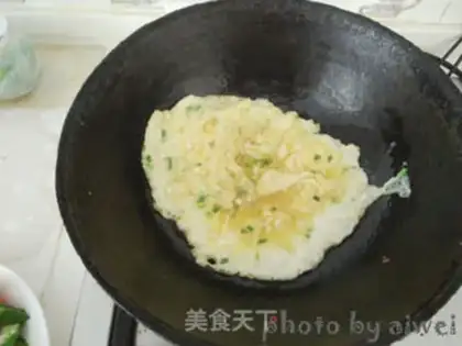 Make Autumn fried eggs step 5