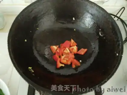 Make Autumn fried eggs step 6