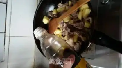 Make Potato stew chicken bones step 5
