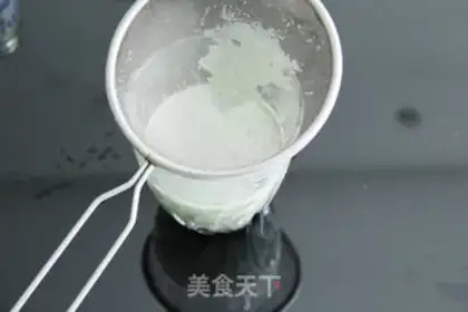 Make Double-coloured tea pudding step 9