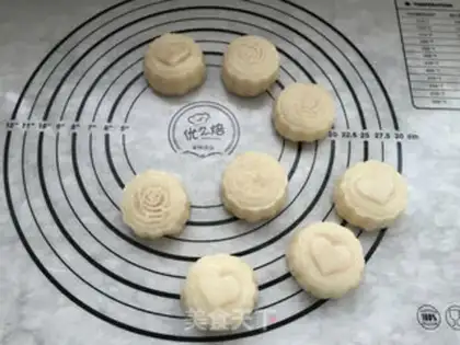 Make Ice mooncake step 5