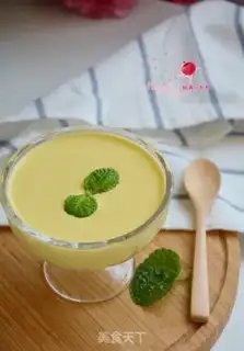 Make Mango milkshake step 4