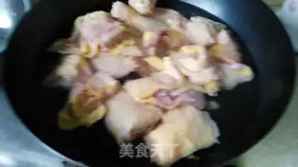 Make Pumpty chicken soup step 1
