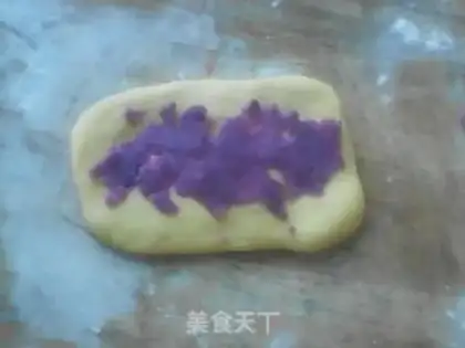 Make Purple heart bread step 4