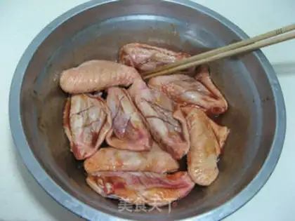 Make Chicken wings in New Orleans step 3