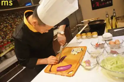 Make Hong Kong omelet step 1