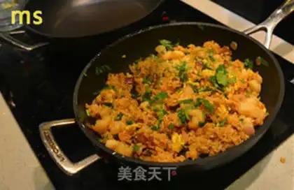 Make Hong Kong omelet step 5