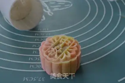 Make Ice mooncake step 8