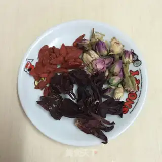 Make The rose tea of Lord Luo step 0