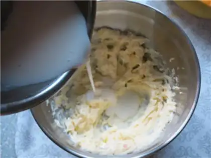 Make Mango jelly cheesecake step 11