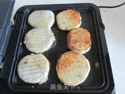 Make Muffin beef cake step 14