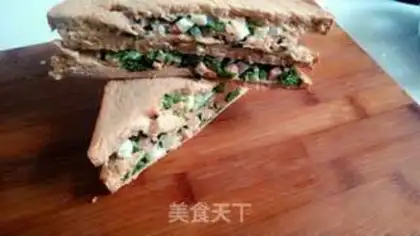 Make A salad sandwich step 5