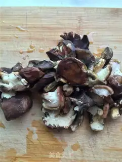 Make Spicy mushroom sauce step 0