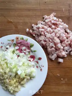 Make Spicy mushroom sauce step 1