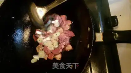 Make Pyramid step 6