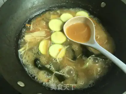 Make Japanese soup step 2