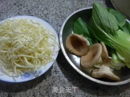 Make Pork veggie noodles step 0
