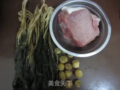 Make The cabbage with the fig and the meat step 0