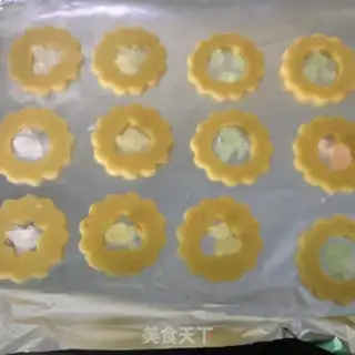 Make Glass and sugar cookies step 7
