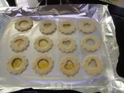 Make Glass and sugar cookies step 8