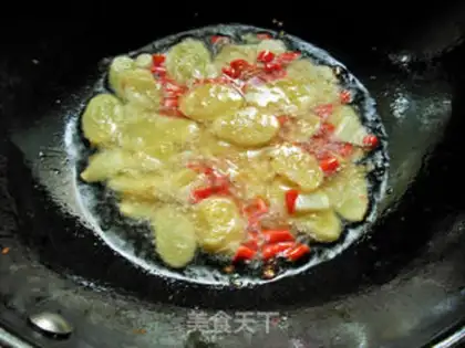 Make Old ginger fried meat step 2