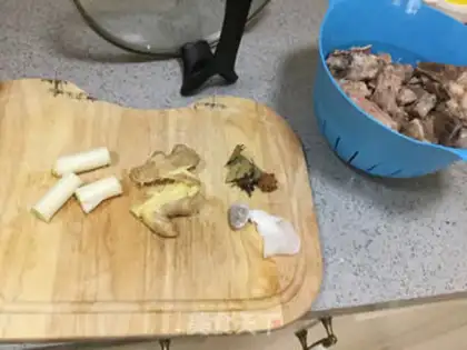 Make Red rib noodles step 0