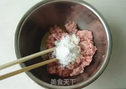 Make Three hands and soup step 1