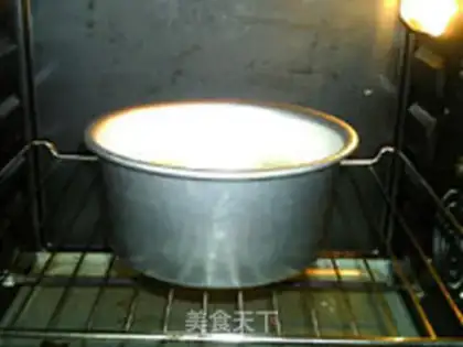 Make A sesame bee-smelt twirl cake step 18
