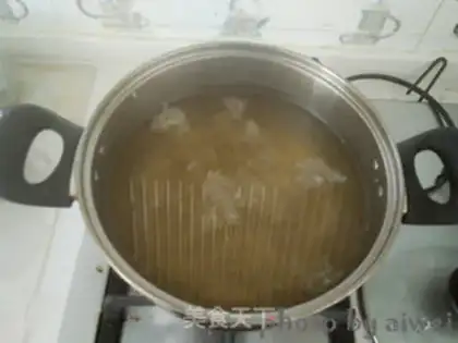 Make Oil and fresh mushrooms step 6