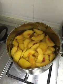Make Peach can step 1