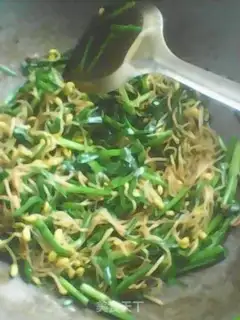 Make The bean sprouts step 4