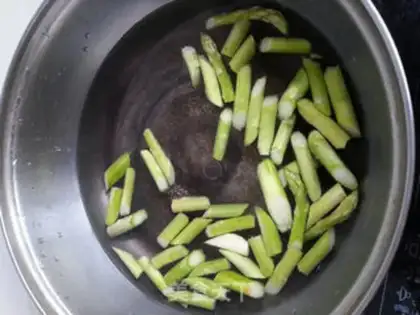 Make Gold, silver, egg, egg step 1