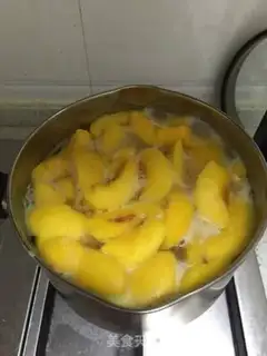 Make Peach can step 2